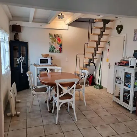 Casa Camellia Mit Seeblick Appartement *